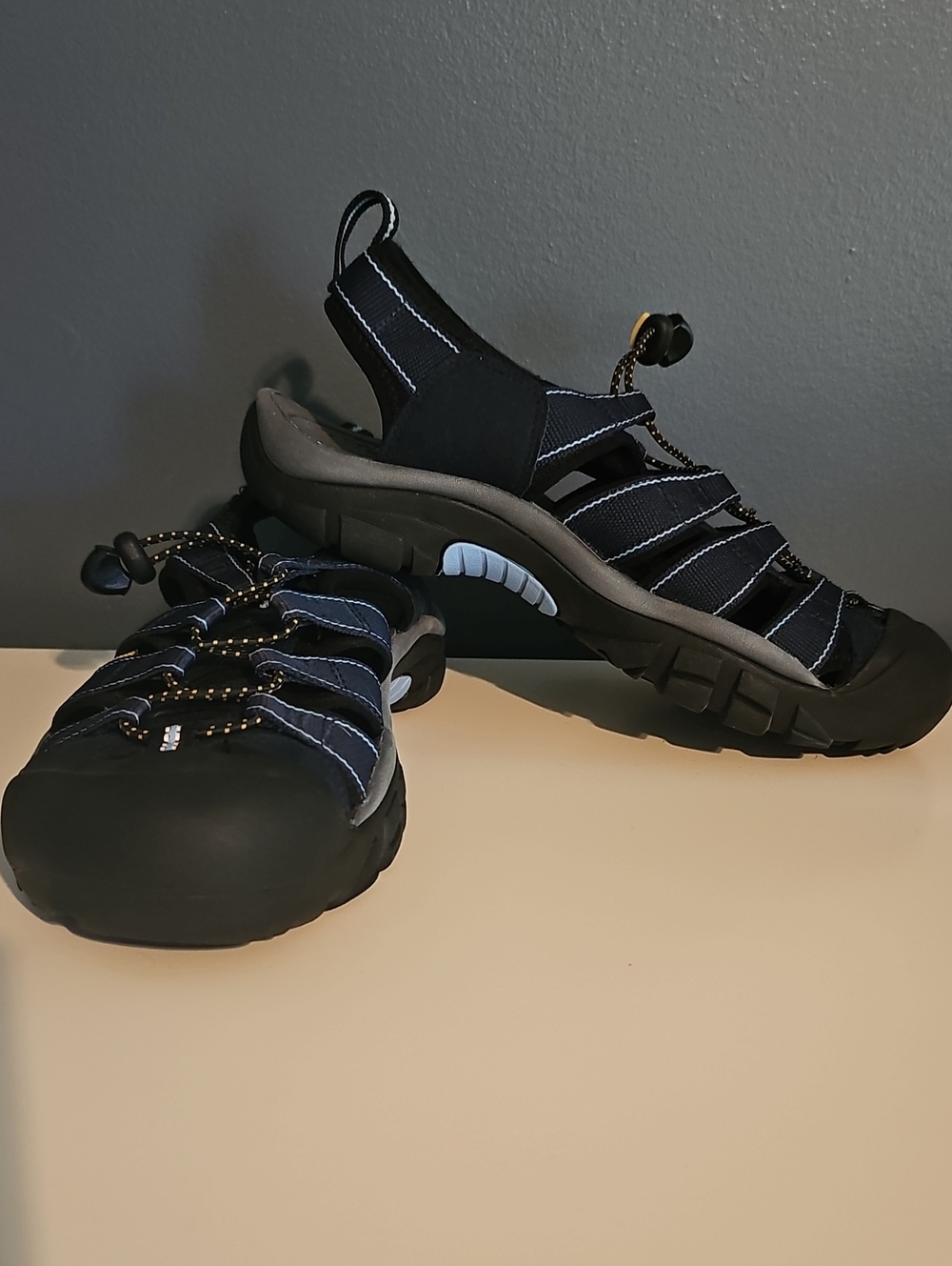 Keen Women's Sandals Navy Waterproof Hiking Outdoor Men Shoe Walk